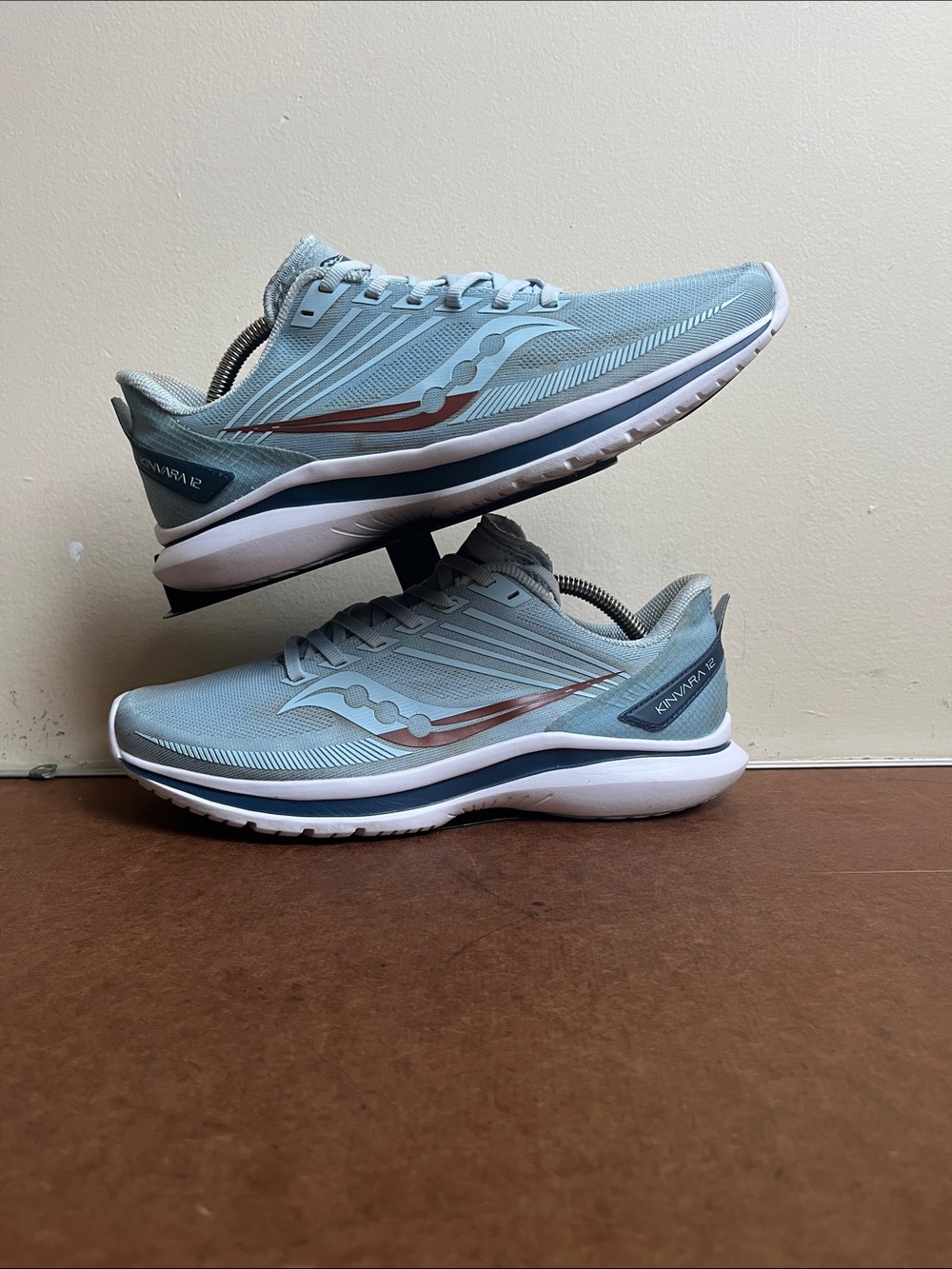 Saucony Women’s Kinvara 12 Running Shoes Sky/Storm Copper Accent Size US9.5 EU41